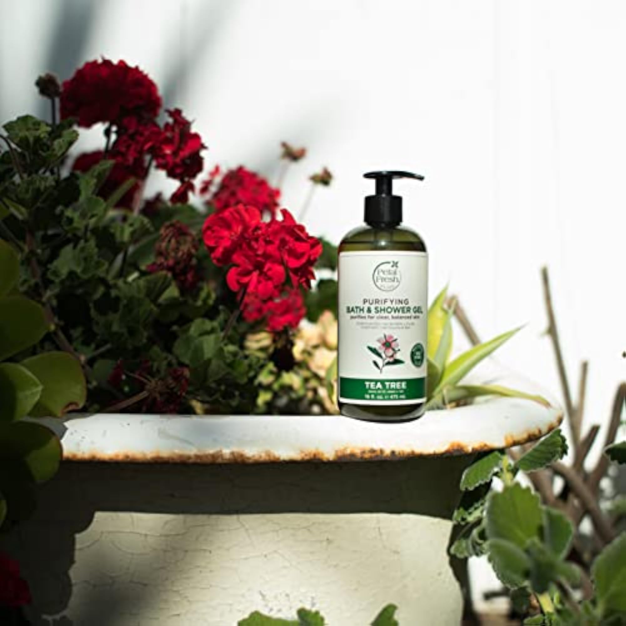 Pure Purifying Tea Tree Bath & Shower Gel 475ml